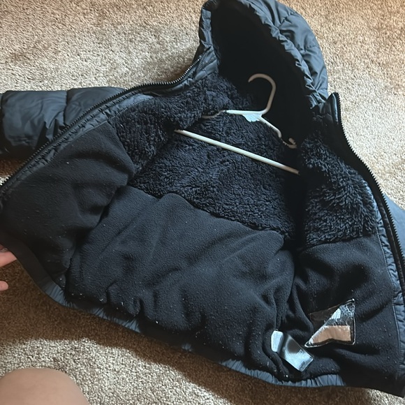 The North Face Black Hooded Jacket - Picture 9 of 11